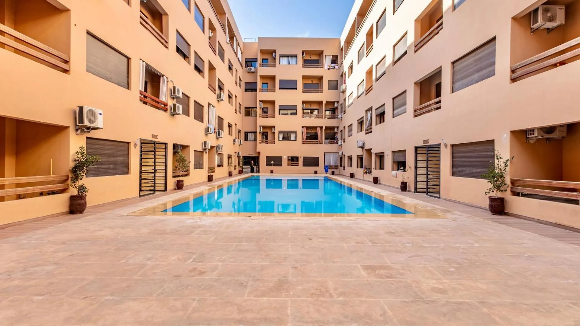 Chic & Cosy Appart Au Centre Ville - 100 % Equipe Marrakesh 0*,  Marokko